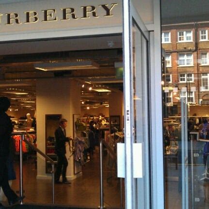 customers in a burberry factory